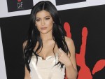 Η Kylie Jenner έχει ήδη τρυπήσει τα αυτιά της κόρης της