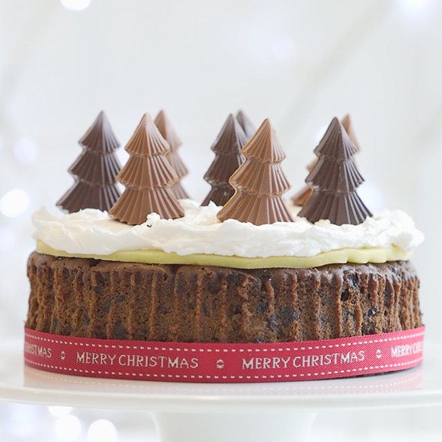 Chocolate Christmas tree cake