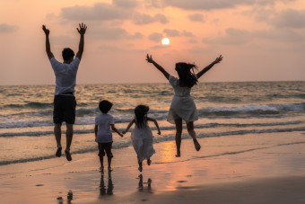 Έρευνα: Οι διακοπές φέρνουν χαρά στα παιδιά για πολύ καιρό αφότου τελειώσουν