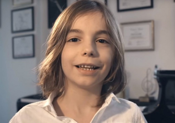 «Το βαλς της απομόνωσης»: Η συγκινητική σύνθεση ενός 7χρονου, εμπνευσμένη από τον κορονοϊό