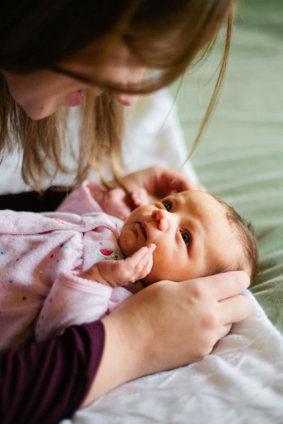 Πώς να κάνετε στο μωρό σας βρεφικό μασάζ