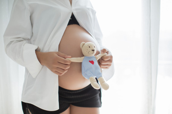 Είναι αλήθεια: Μια γυναίκα μπορεί να μείνει έγκυος ενώ είναι ήδη έγκυος