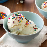 Υγιεινό και light παγωτό γιαούρτι