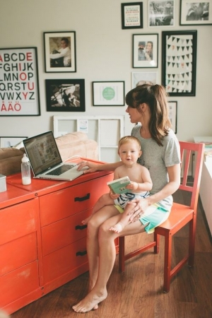 10 τρόποι να διακρίνετε μια μαμά σε ένα γραφείο