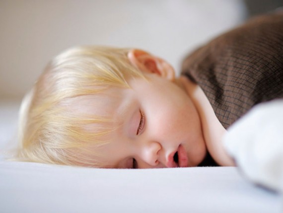10 tips για παιδιά που έχουν προβλήματα στον ύπνο