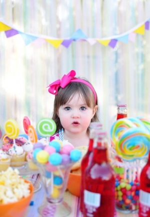 5 (ρεαλιστικοί) τρόποι να μειώσετε τη ζάχαρη που τρώει το παιδί