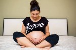 Κράμπες στην εγκυμοσύνη: Γιατί συμβαίνουν και πώς θα τις αντιμετωπίσετε