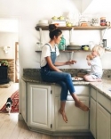 11 πράγματα που κάνουν κάθε μέρα οι μαμάδες που έχουν πάντα τακτοποιημένο σπίτι